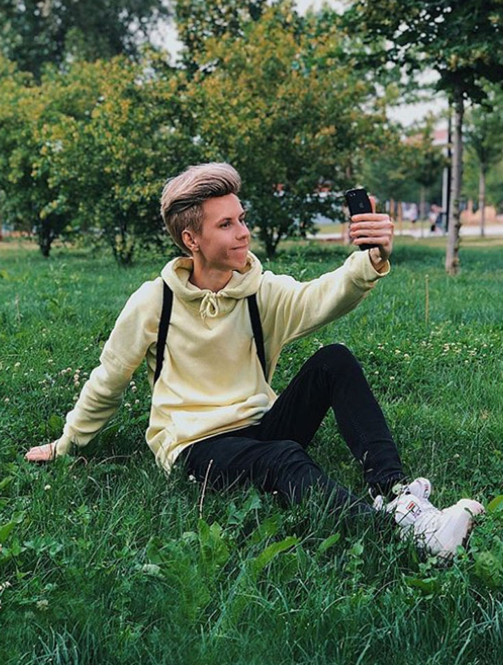 Илья Буяков из Likee